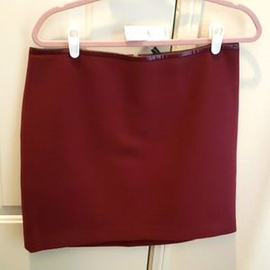 WHBM Burgundy Boot Skirt Size 8